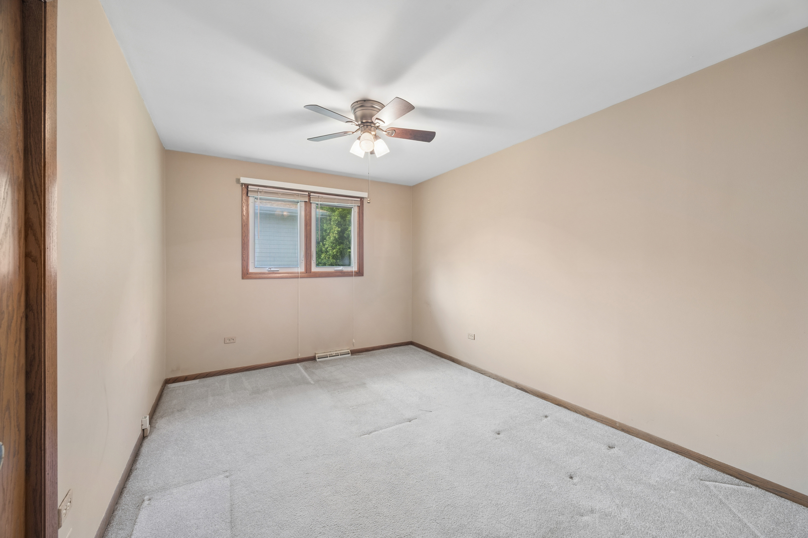 12680474 Property Photo 17