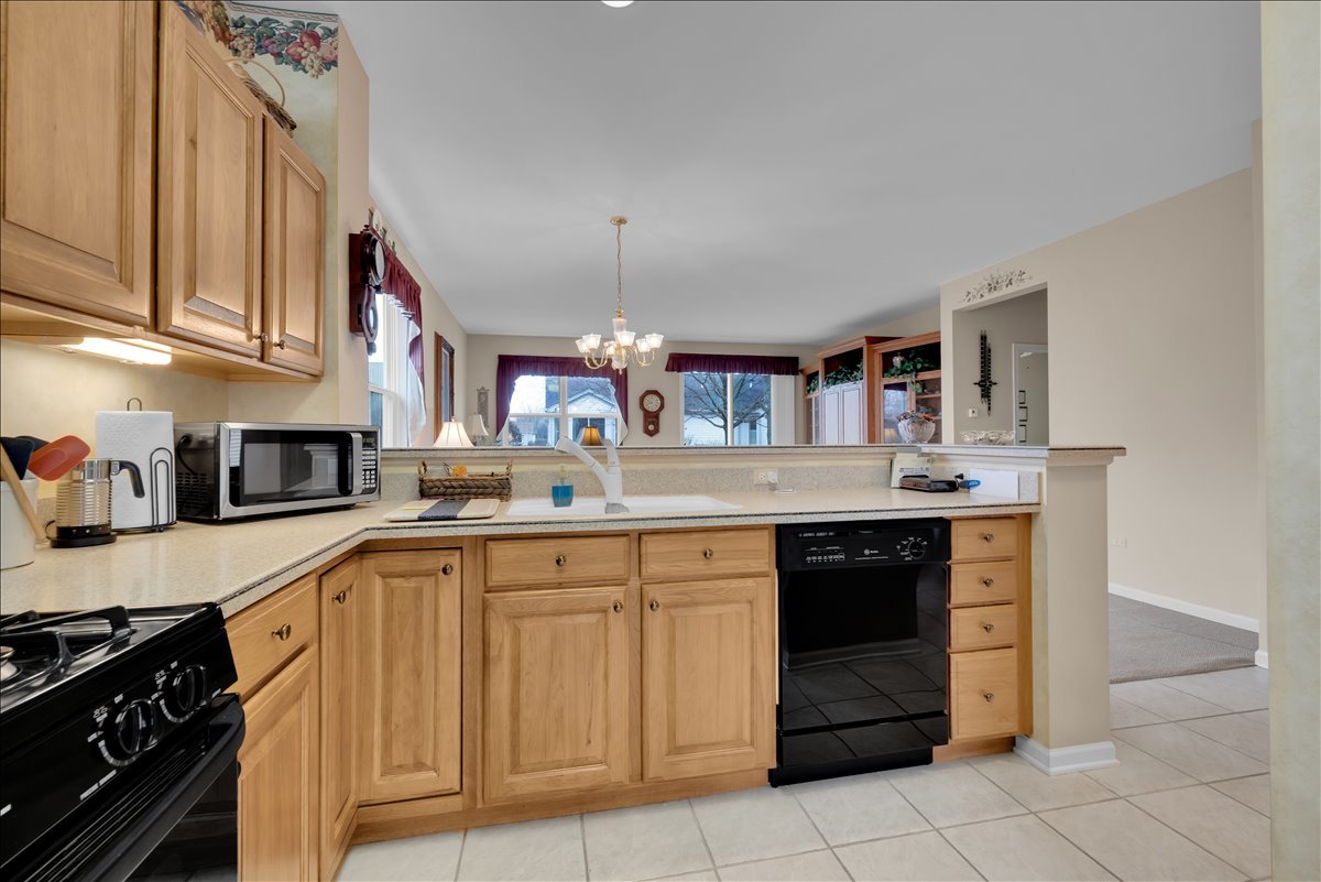 12825 Coventry Lane Property Photo 3