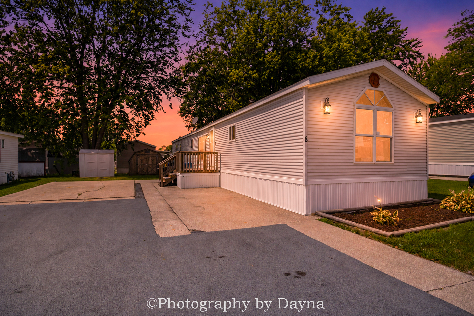 8 Berry Lane Property Photo 1