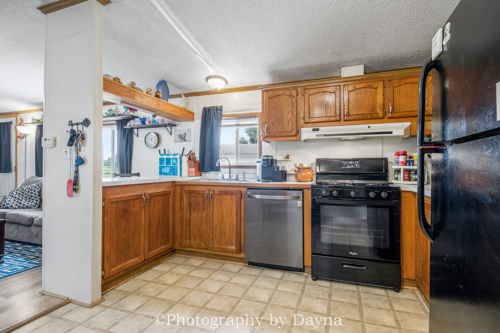 8 Berry Lane Property Photo 7