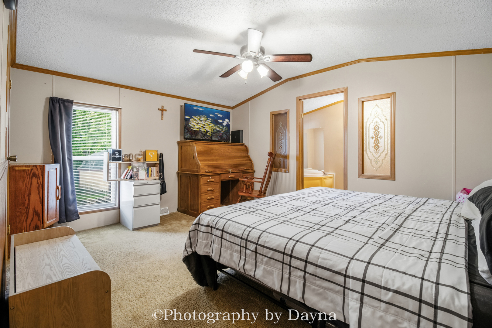 8 Berry Lane Property Photo 9