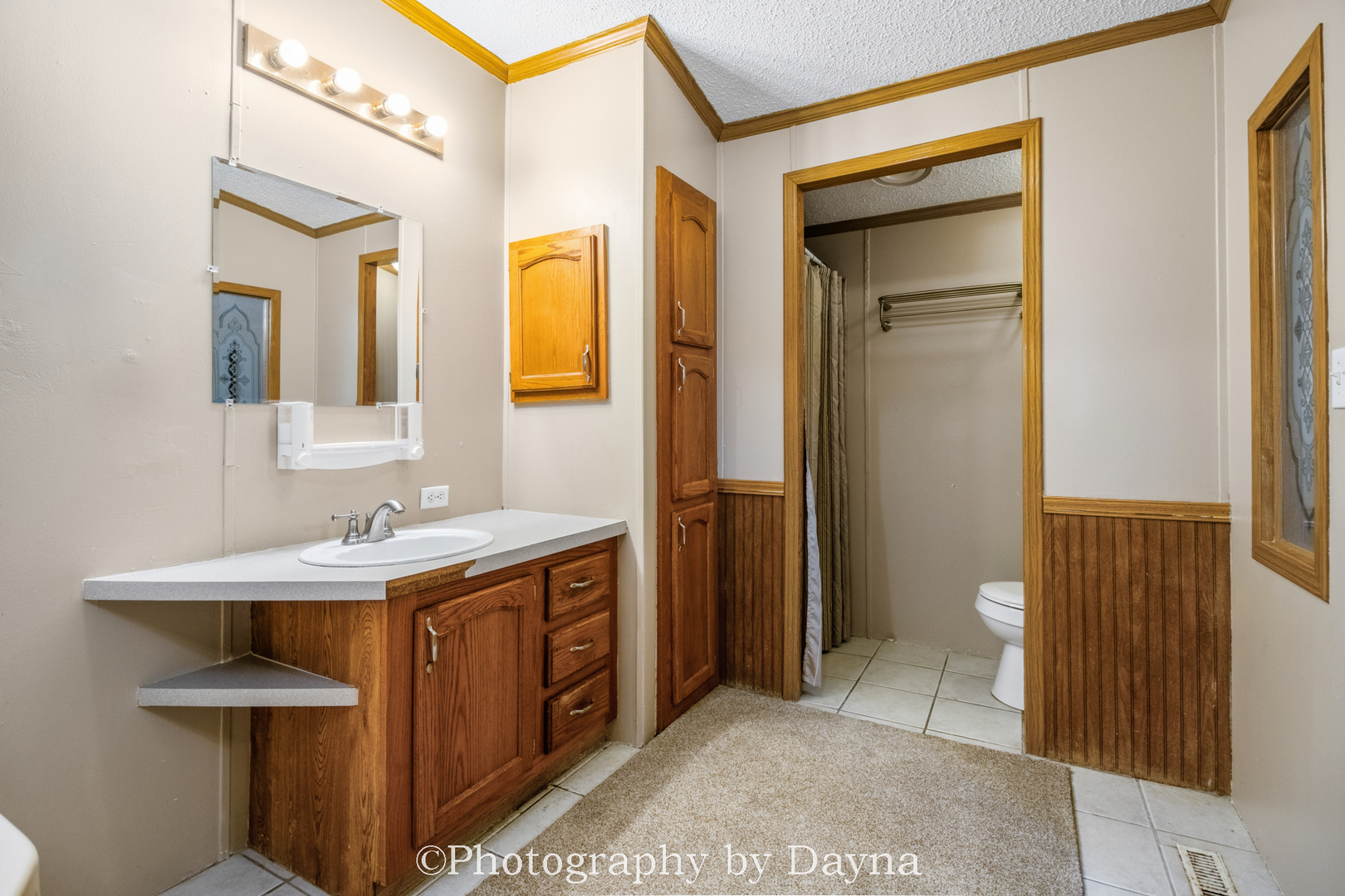 8 Berry Lane Property Photo 11