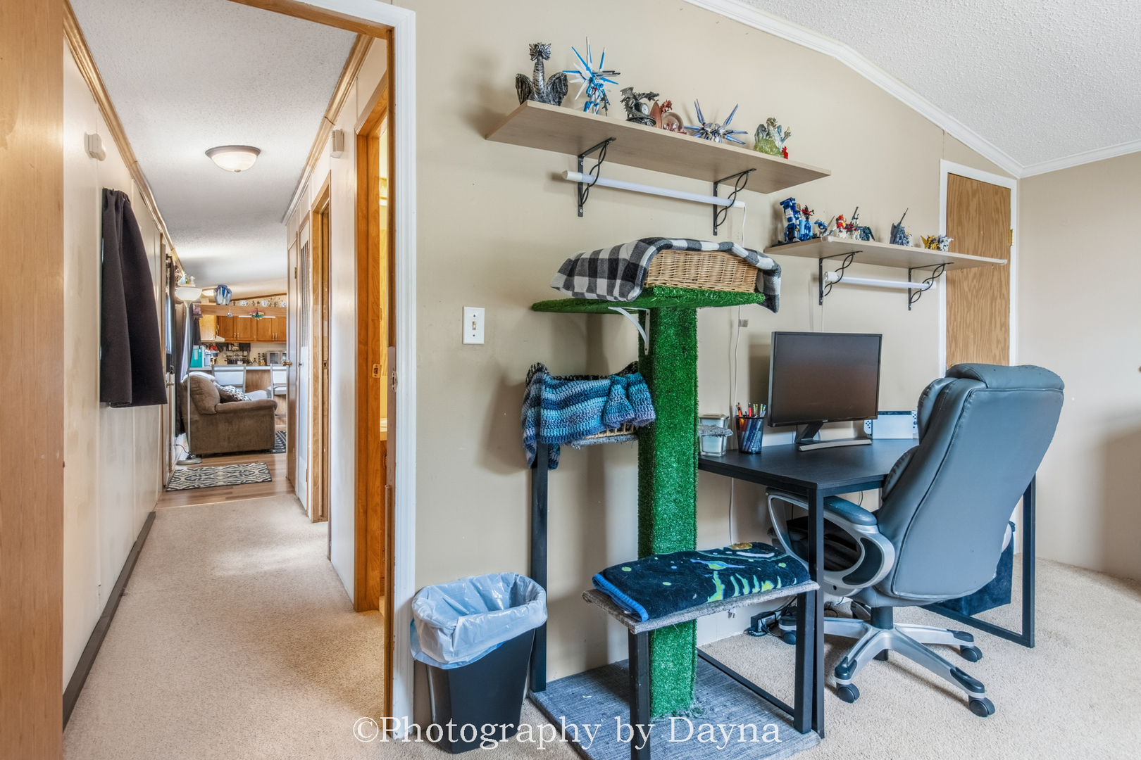 8 Berry Lane Property Photo 17