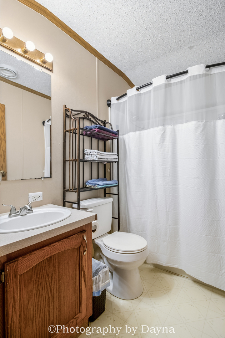 8 Berry Lane Property Photo 19