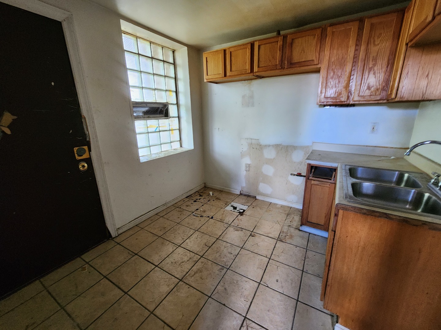 6146 S Vernon Avenue Property Photo 22