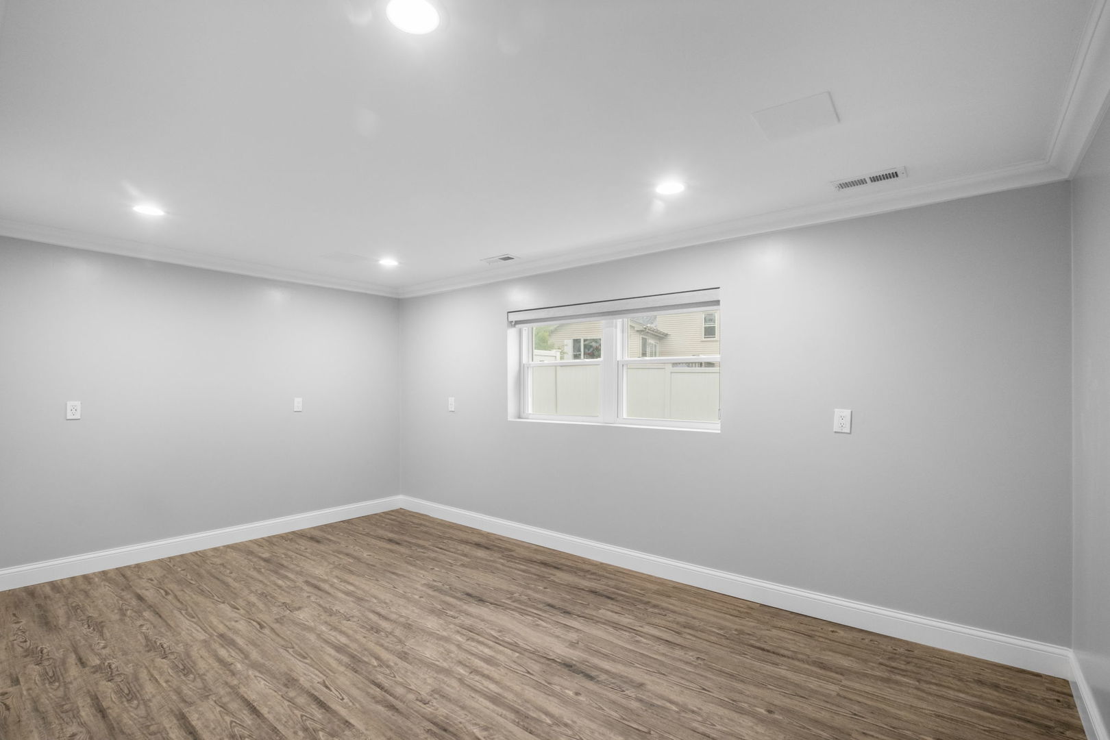 1260 Waterbury Lane Property Photo 16