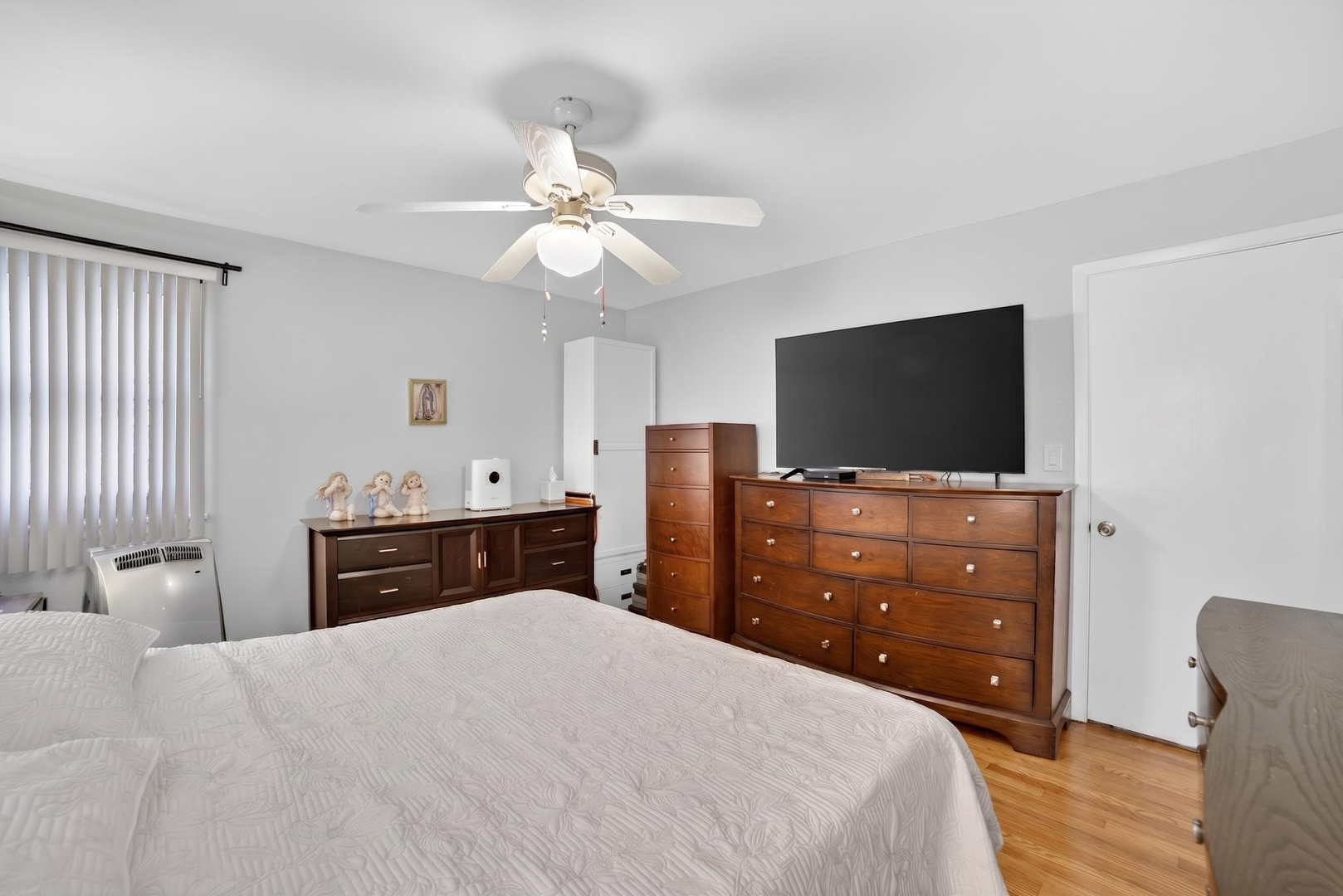 7410 N Oakley Avenue 3a Property Photo 14