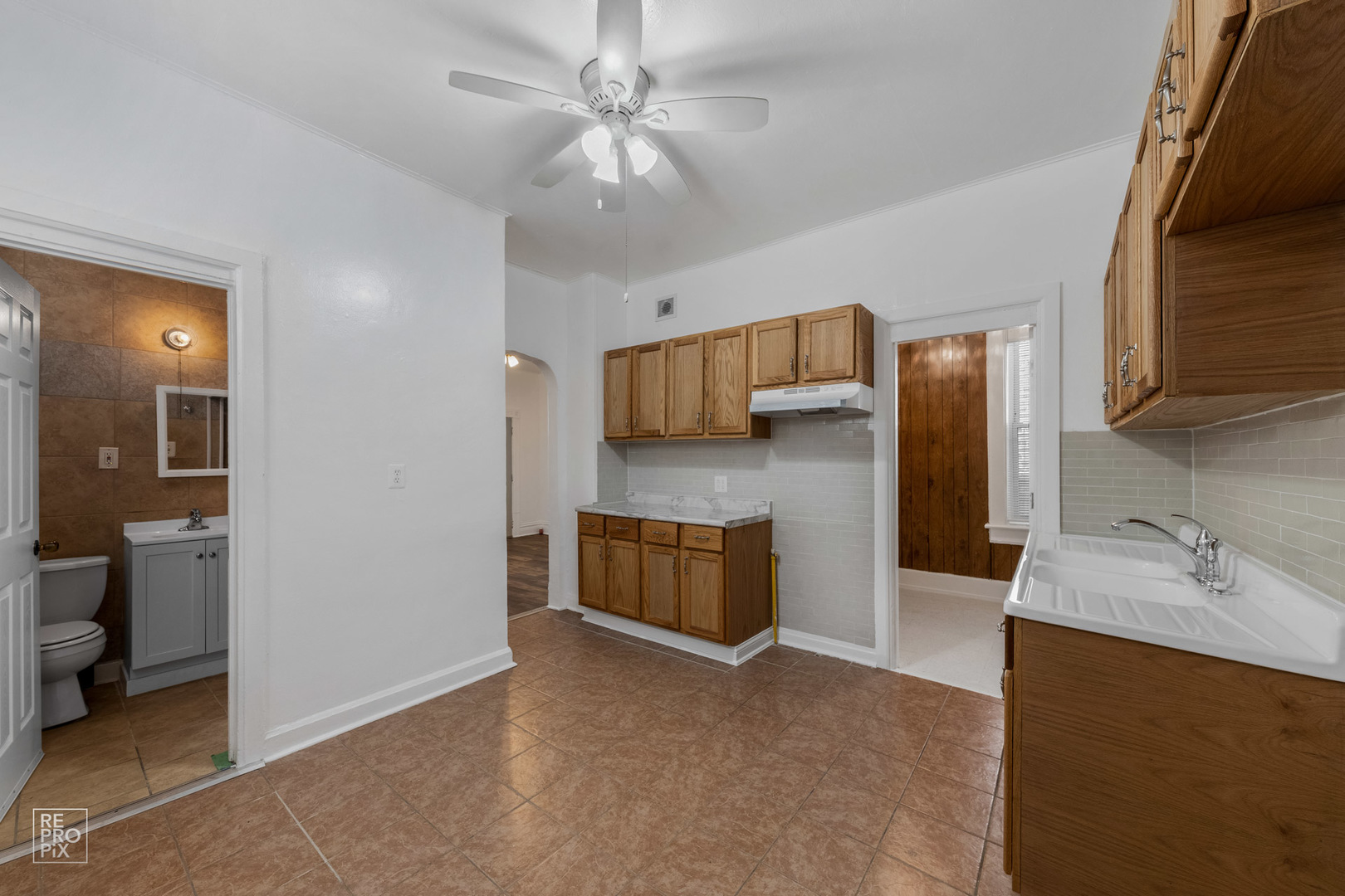 2409 S Spaulding Avenue 1 Property Photo 4