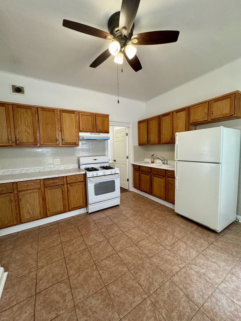 2409 S Spaulding Avenue 1 Property Photo 5