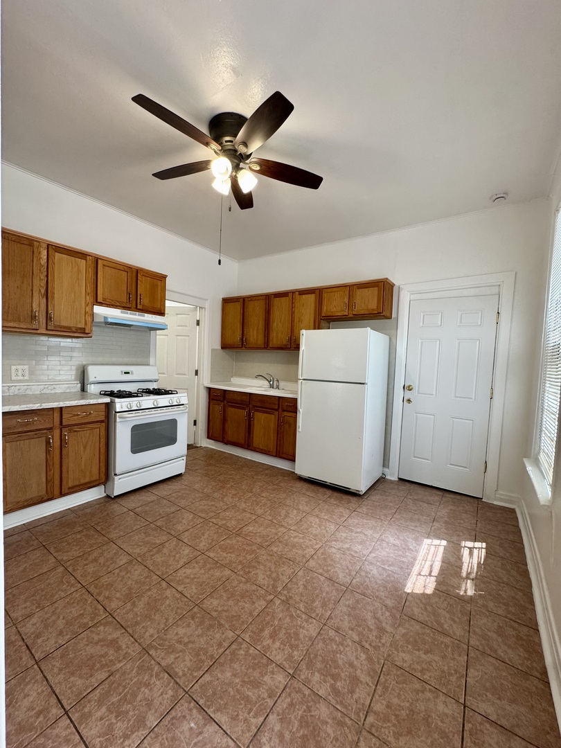 2409 S Spaulding Avenue 1 Property Photo 8