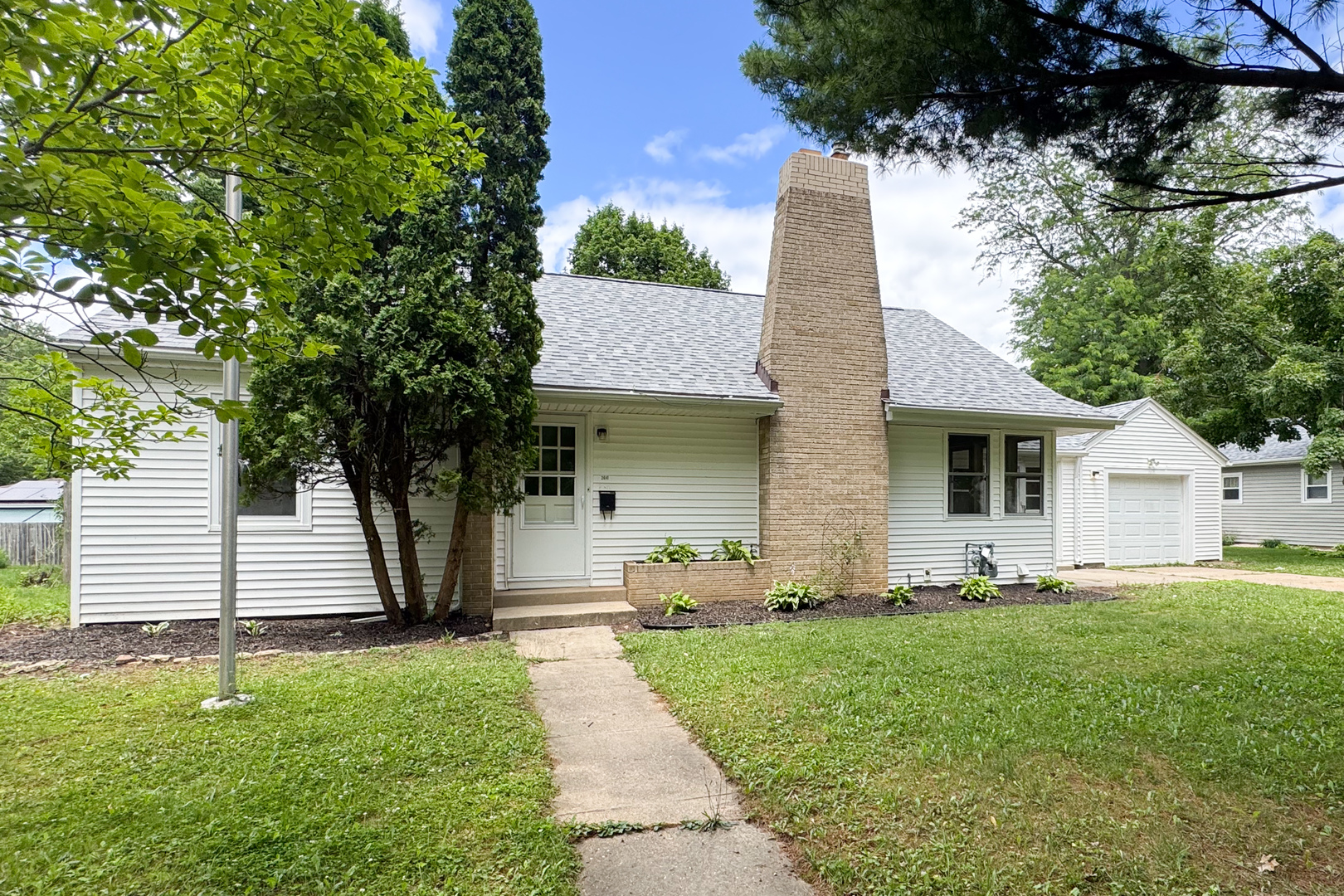 2610 Pelham Road Property Photo 3