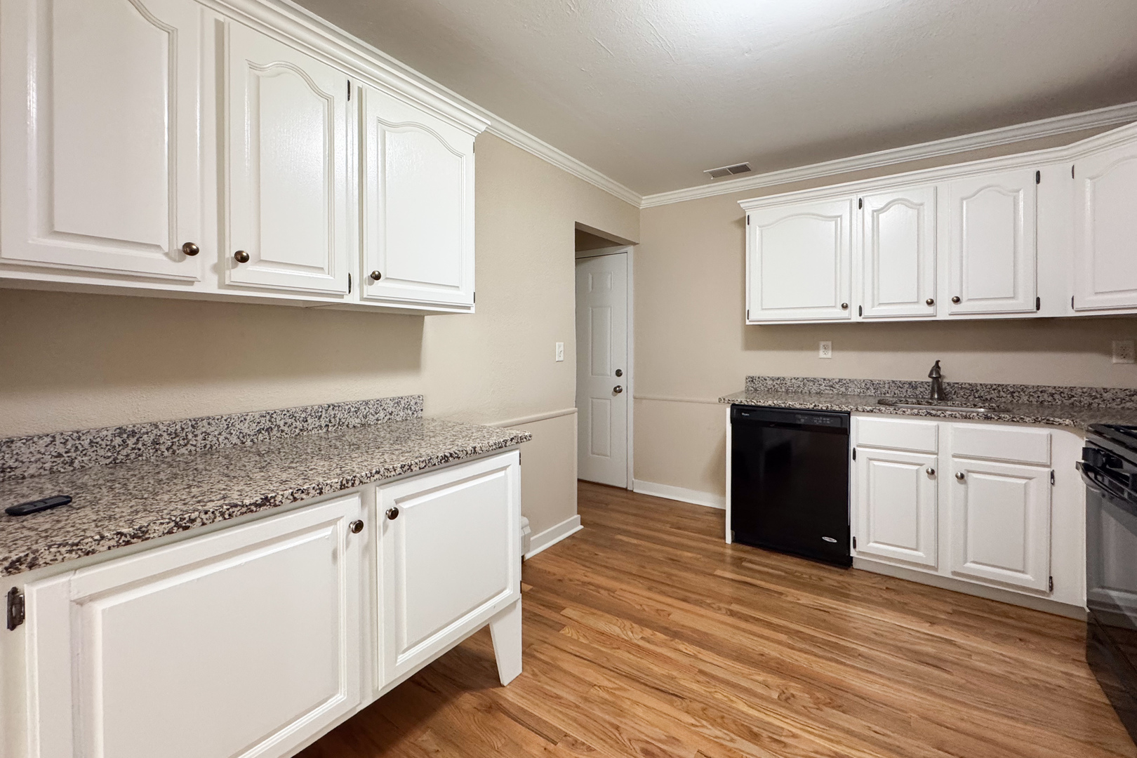 2610 Pelham Road Property Photo 5