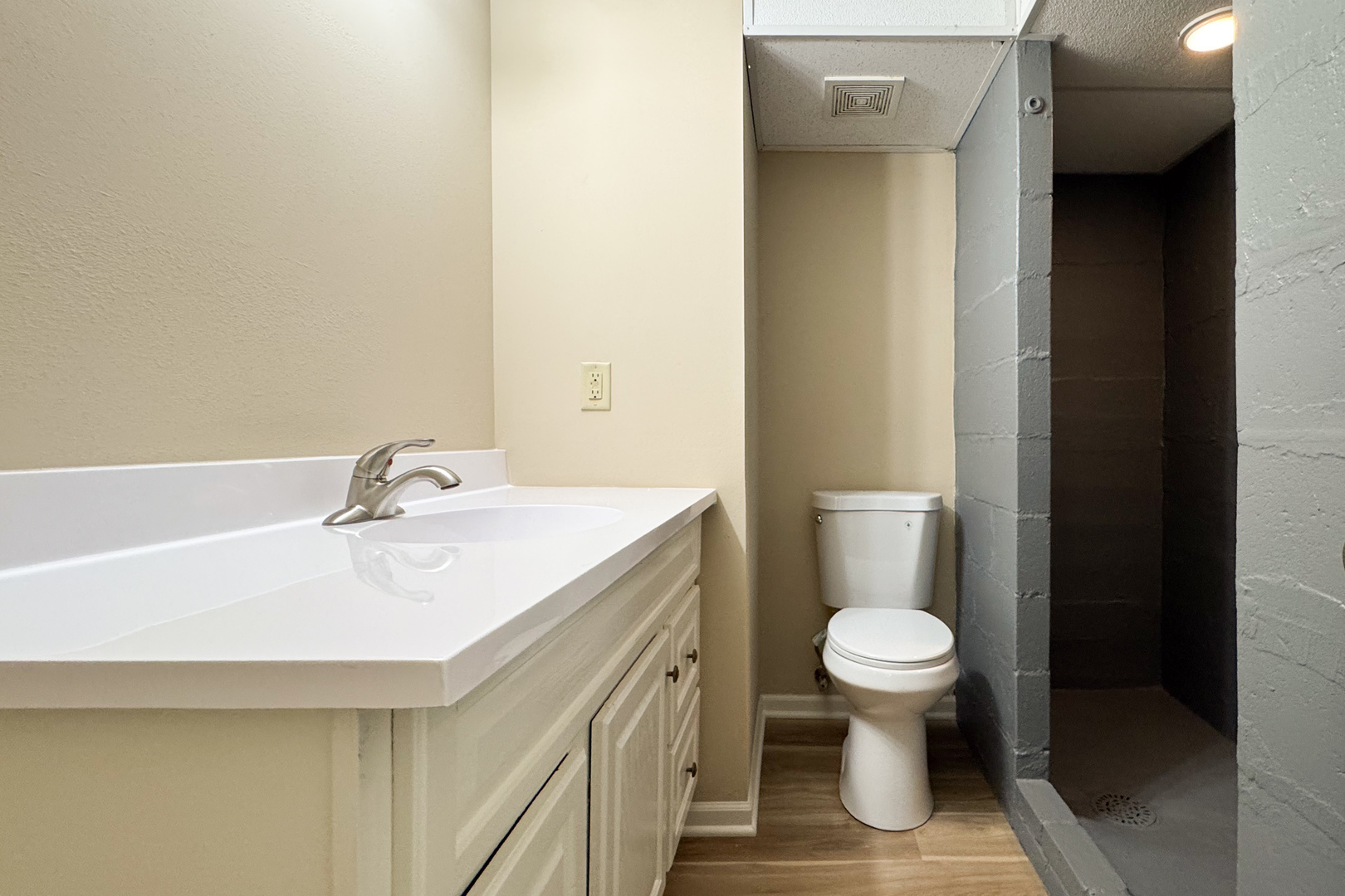 2610 Pelham Road Property Photo 8