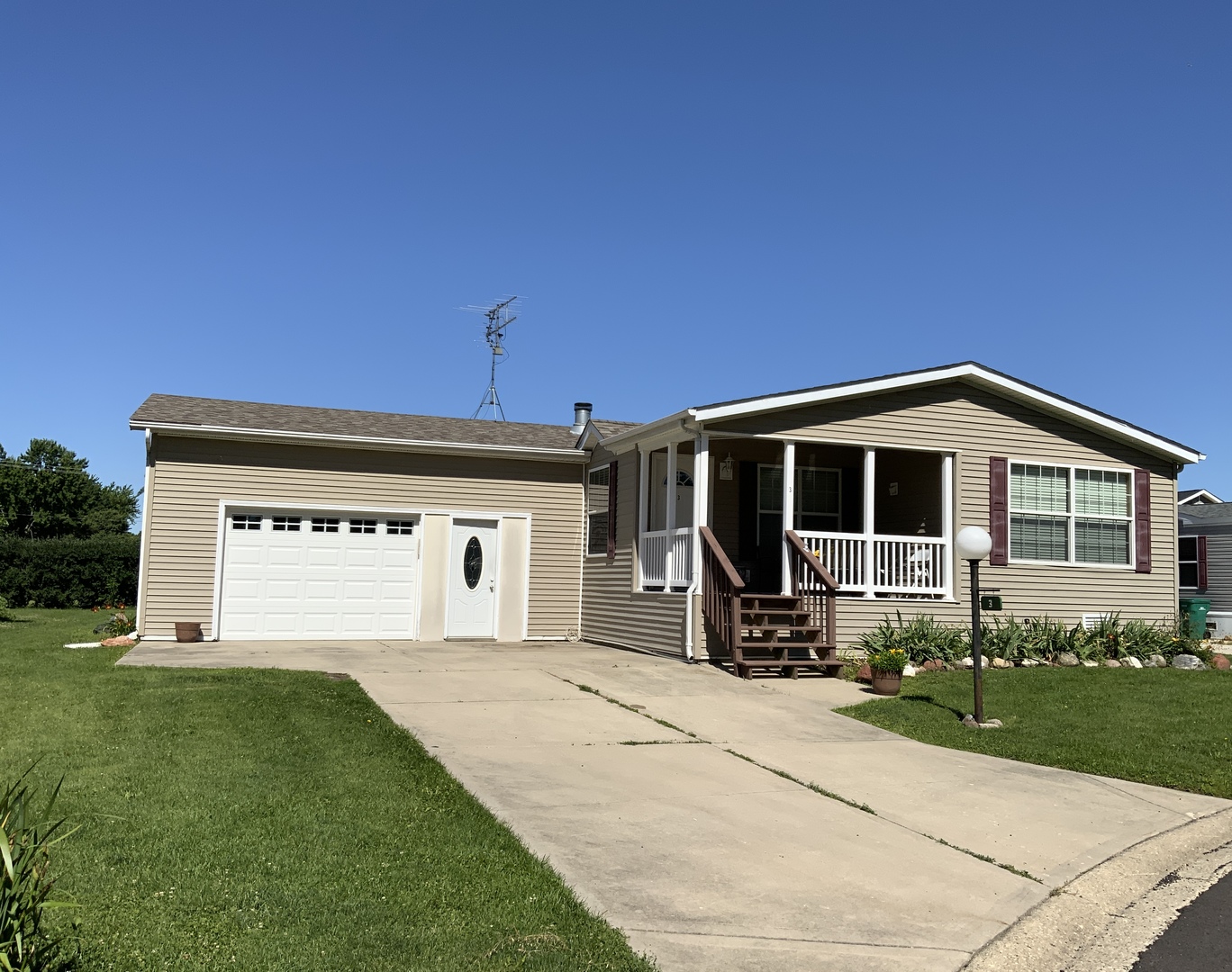 3 Maple Lane Property Photo 1