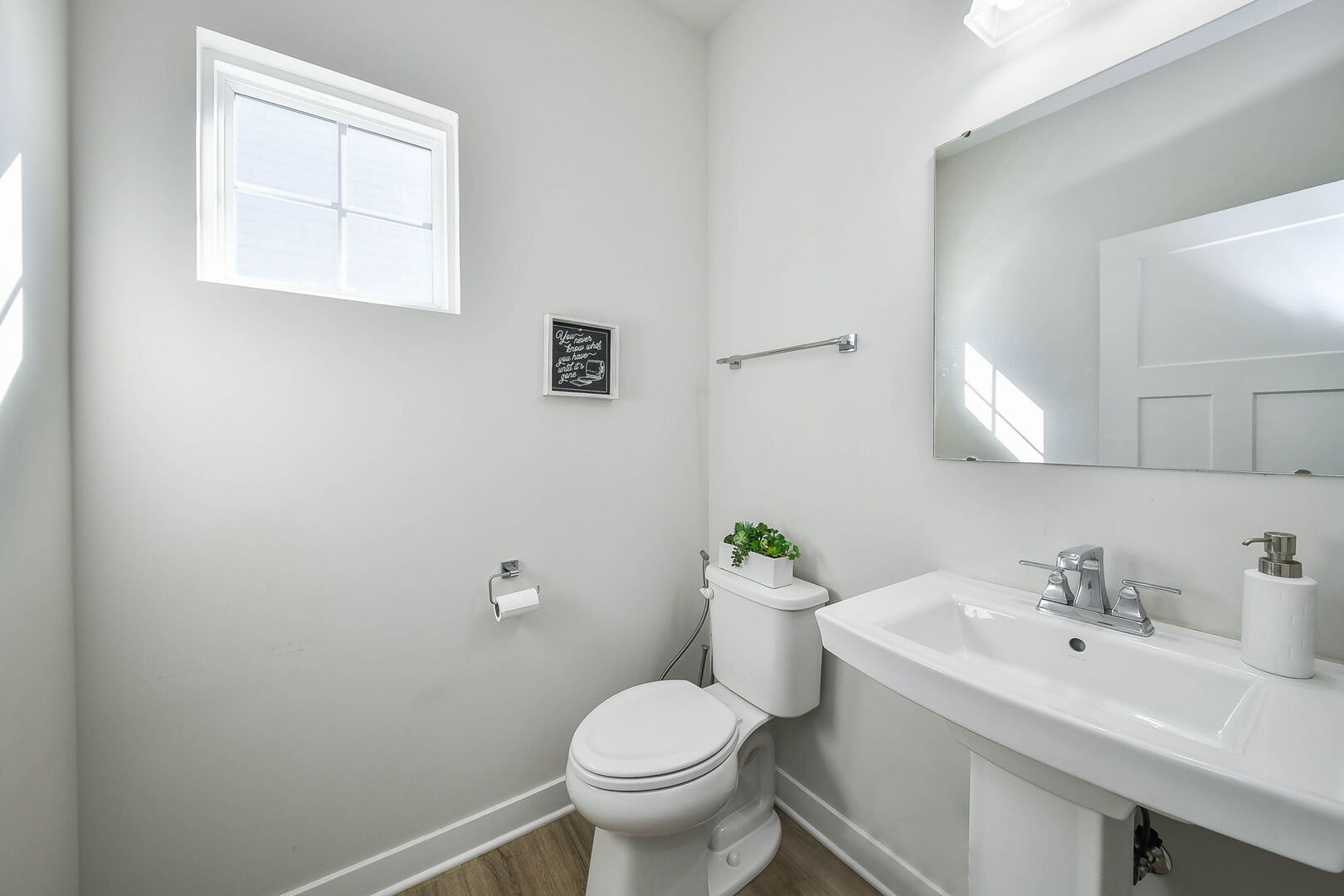 328 Carole Street Property Photo 8