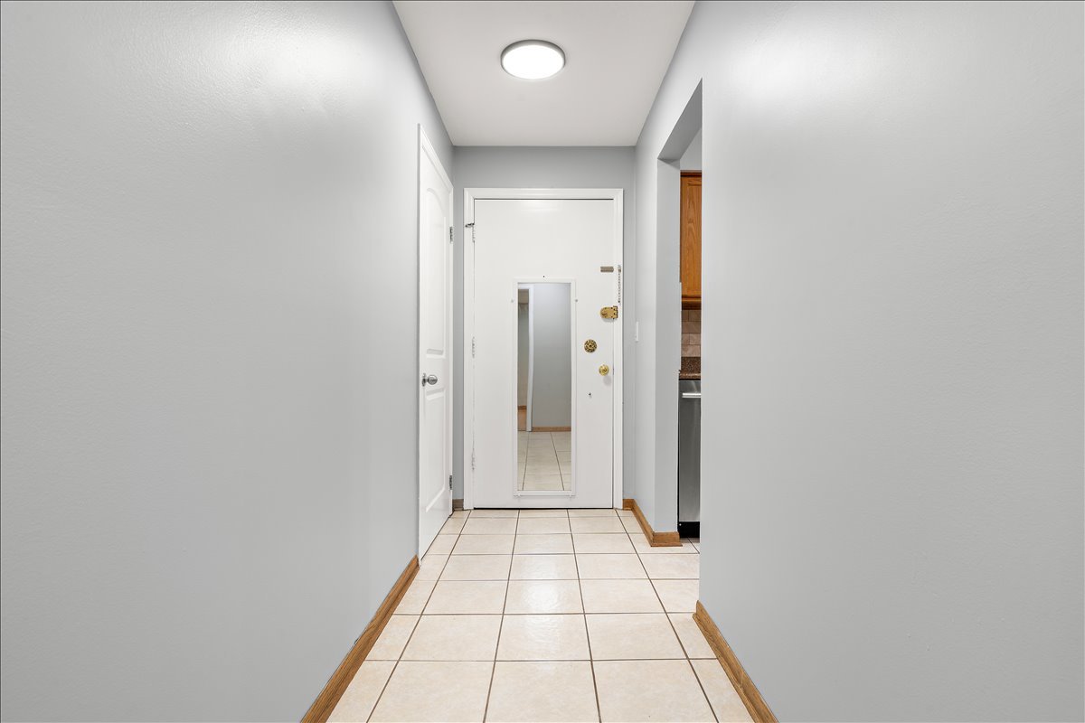 5300 Carriageway Drive 208 Property Photo 11