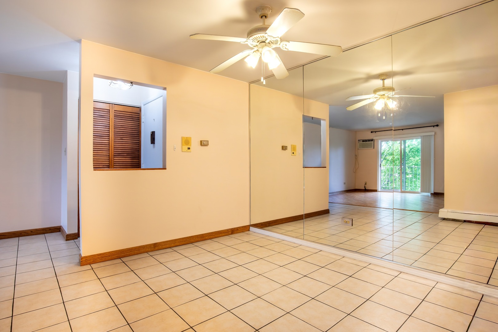 876 Blossom Lane 203 Property Photo 6