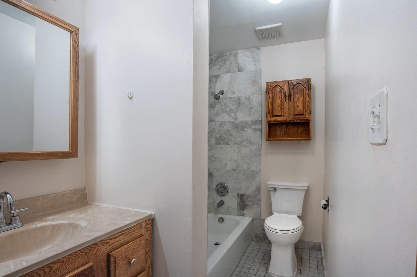 876 Blossom Lane 203 Property Photo 12
