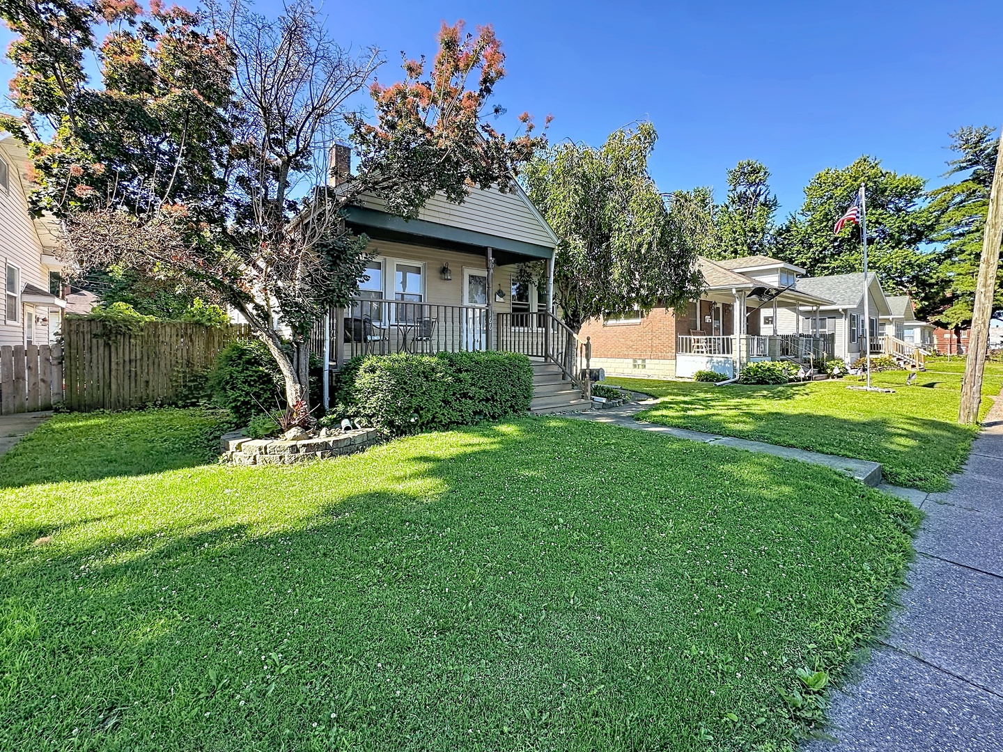 166 16th Avenue Property Photo 3