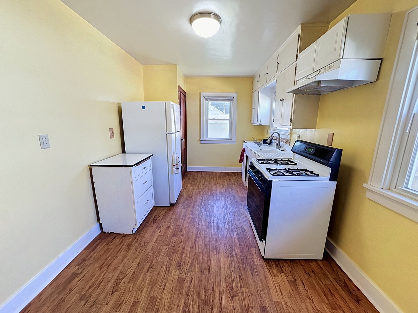 166 16th Avenue Property Photo 7