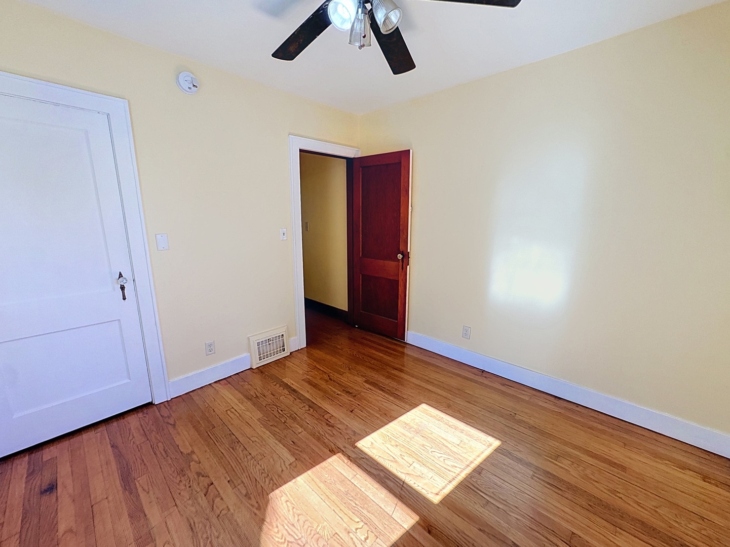 166 16th Avenue Property Photo 10