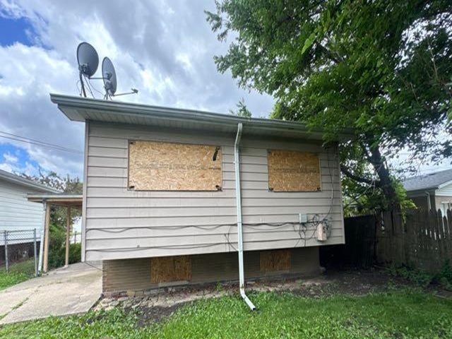 4447 Idlewild Lane Property Photo 4
