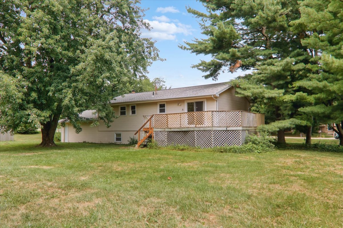 18859 Pioneer Street Property Photo 4