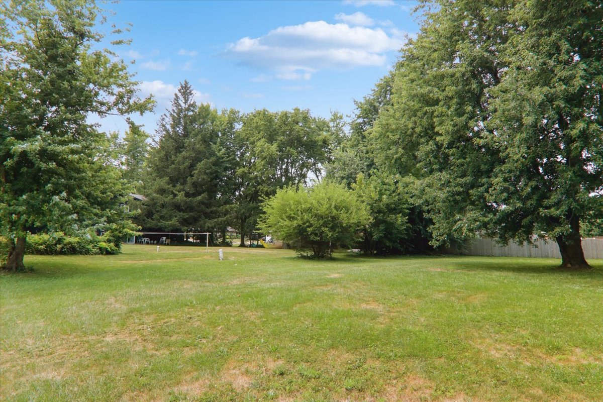 18859 Pioneer Street Property Photo 5