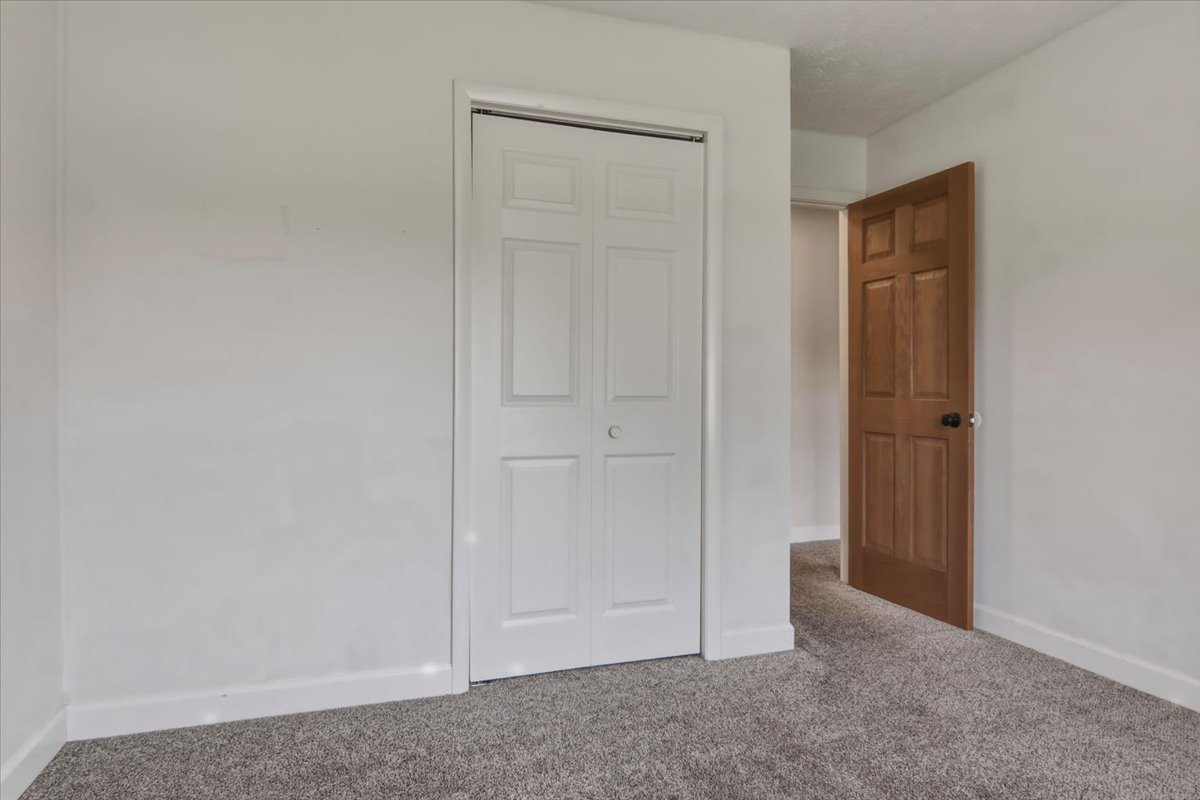 18859 Pioneer Street Property Photo 17