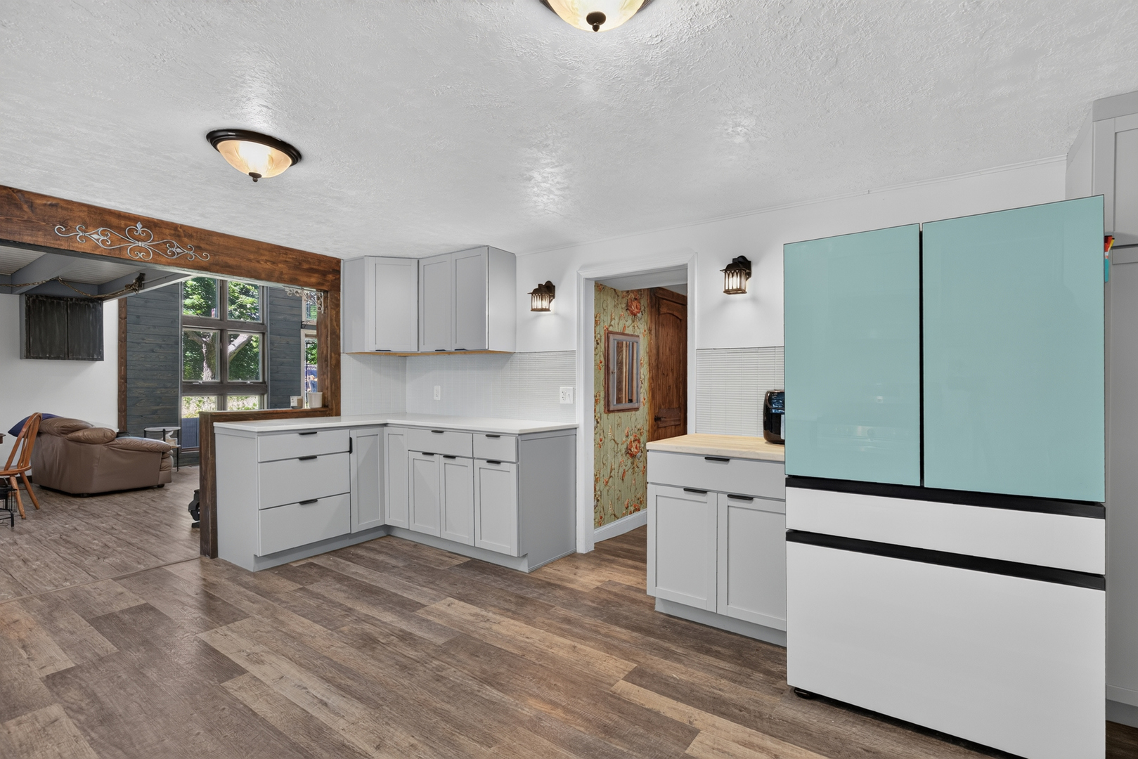 300 Adams Street Property Photo 13