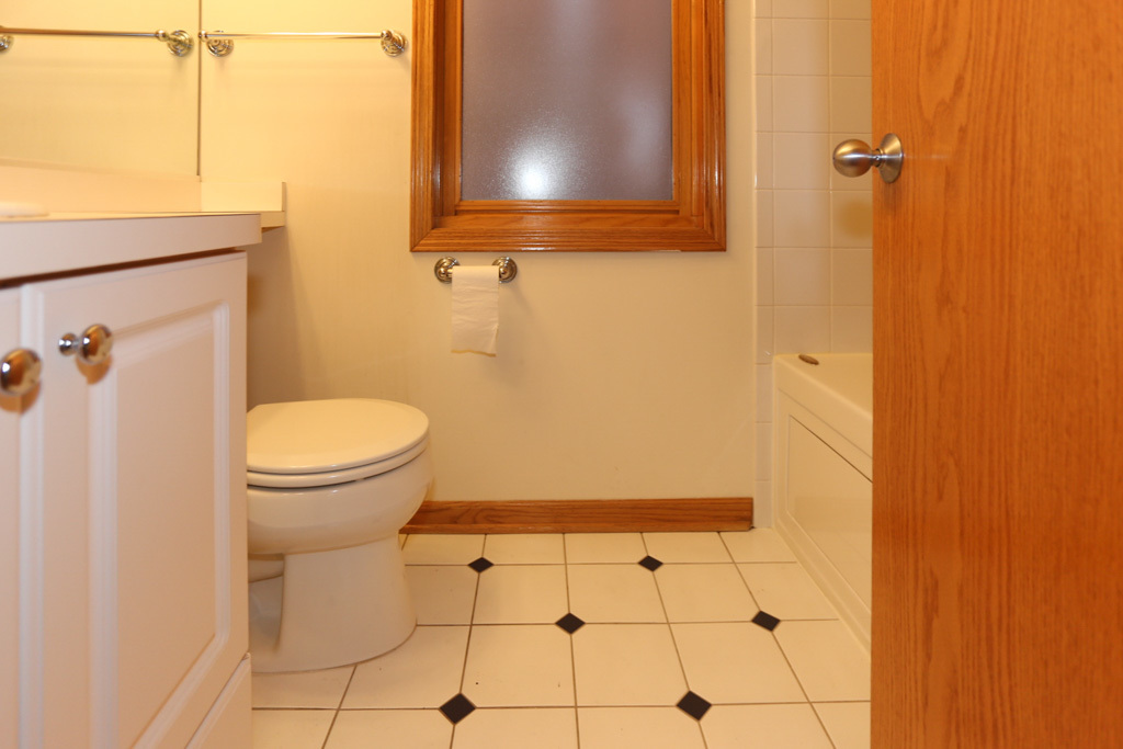 824 W Buckingham Place 1 Property Photo 18