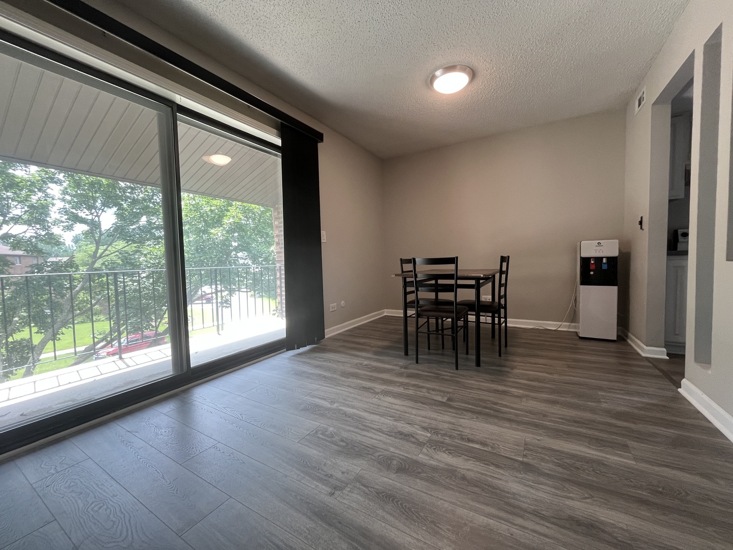 468 Valley Drive 301 Property Photo 6