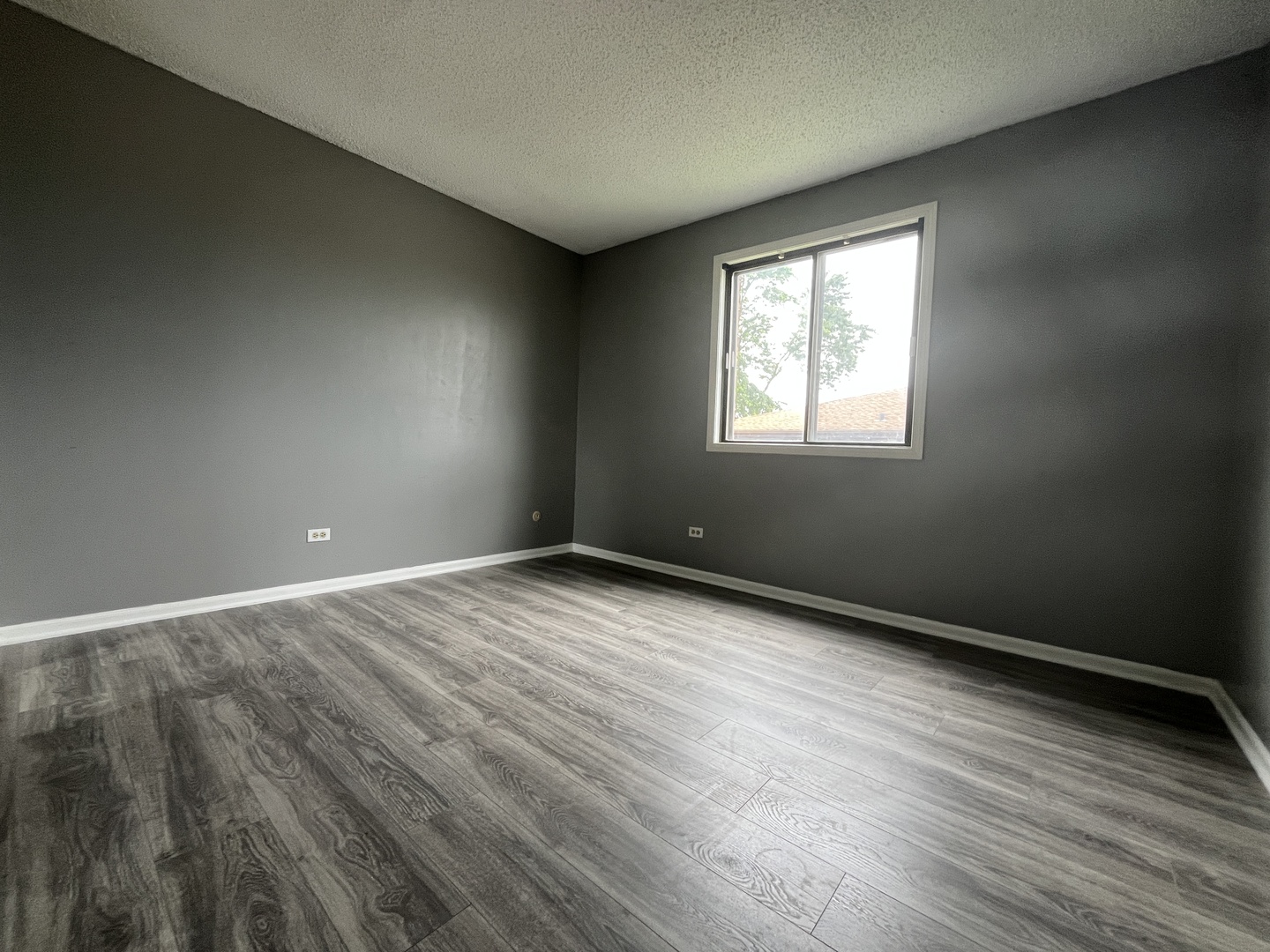 468 Valley Drive 301 Property Photo 10