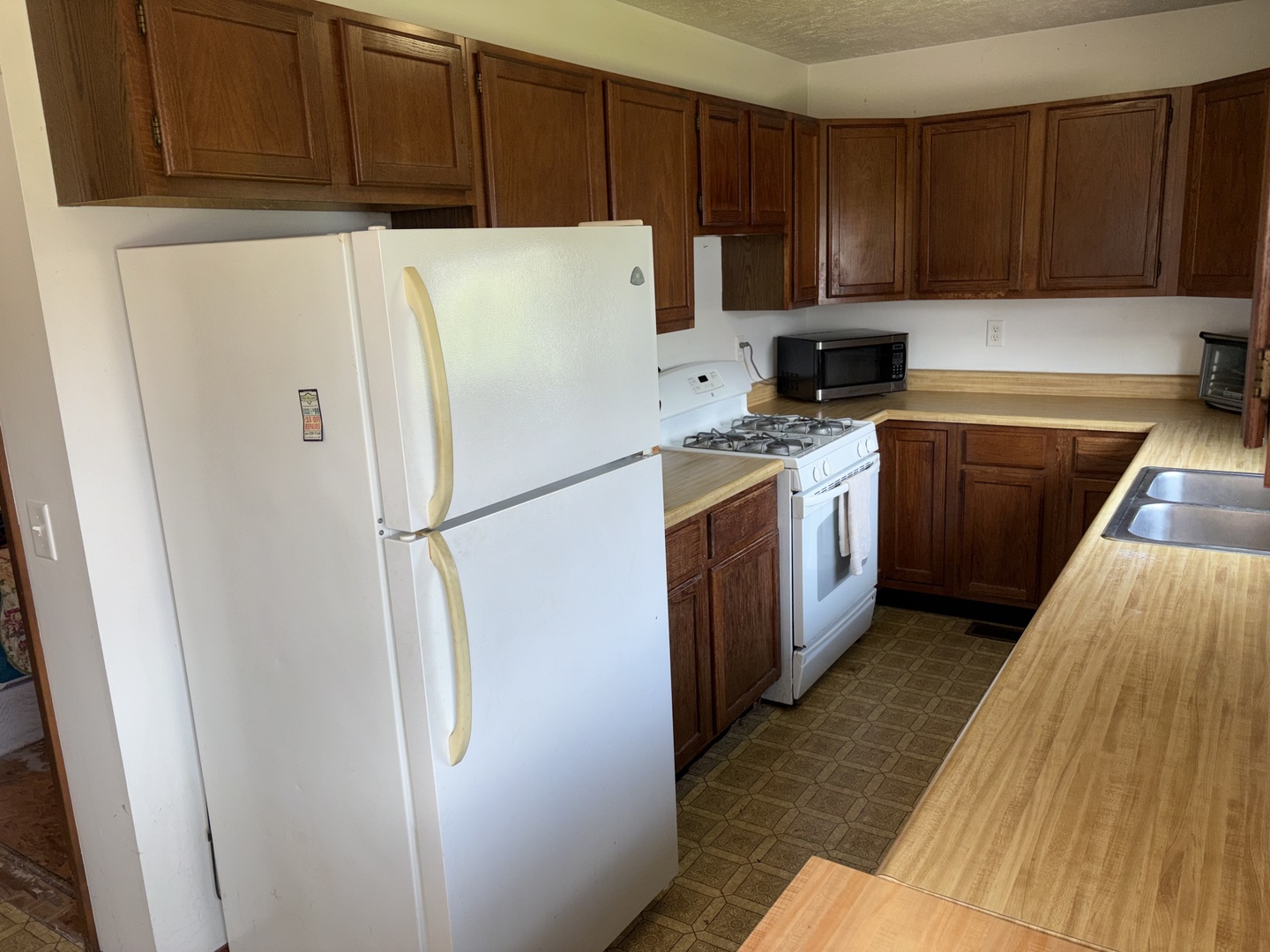 103 N High Street Property Photo 19