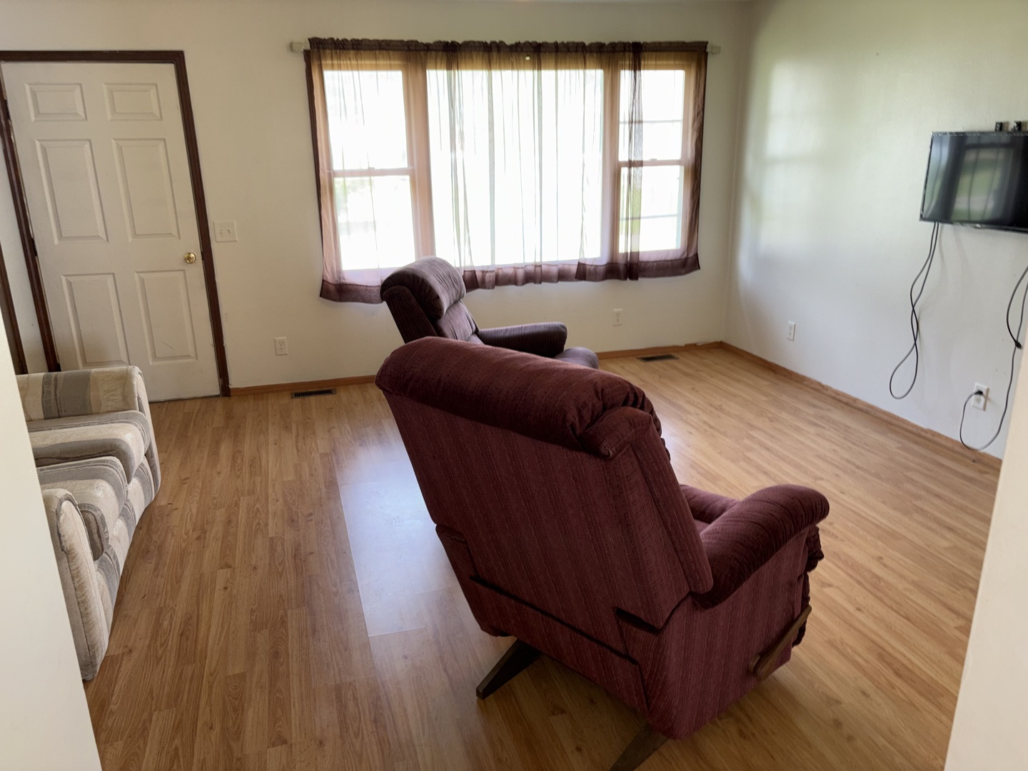 103 N High Street Property Photo 27