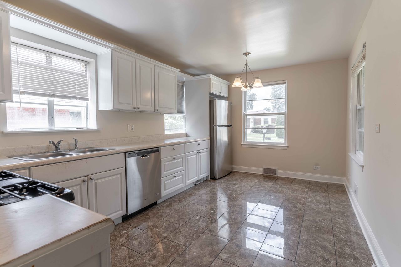 1635 Downing Avenue Property Photo 7