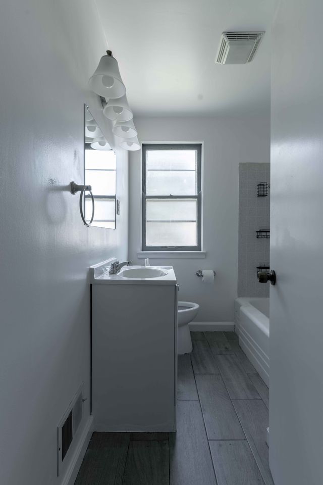 1635 Downing Avenue Property Photo 8