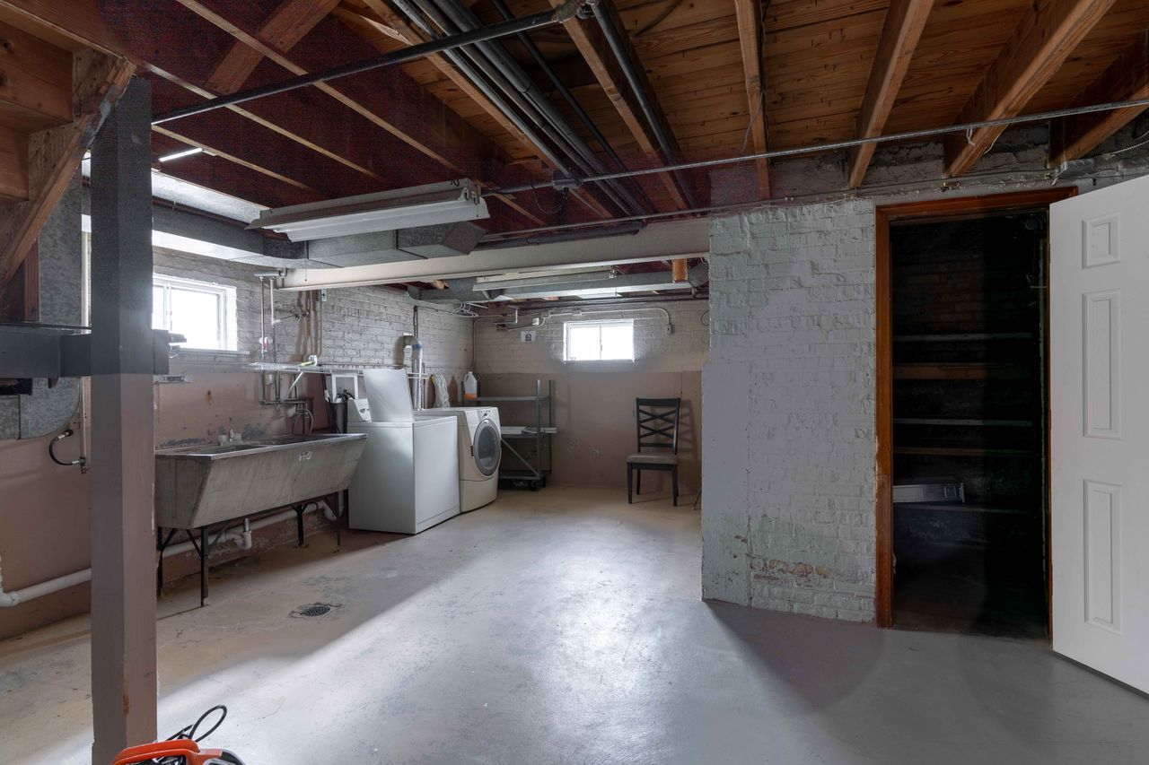 1635 Downing Avenue Property Photo 21
