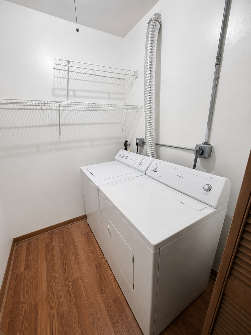 9721 S Cicero Avenue 3e Property Photo 11