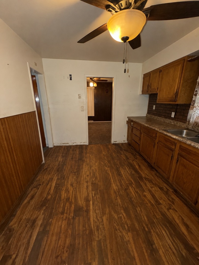 9721 S Cicero Avenue 3e Property Photo 46