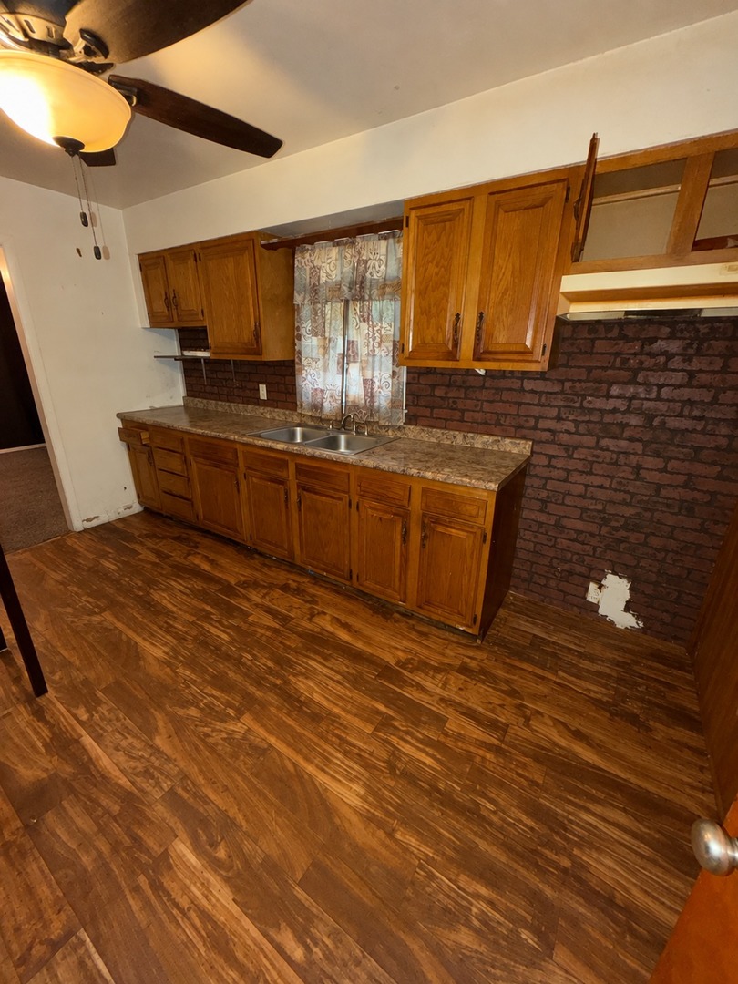9721 S Cicero Avenue 3e Property Photo 47
