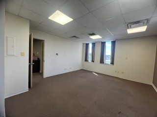 200 E Willow Avenue 305 Property Photo 10