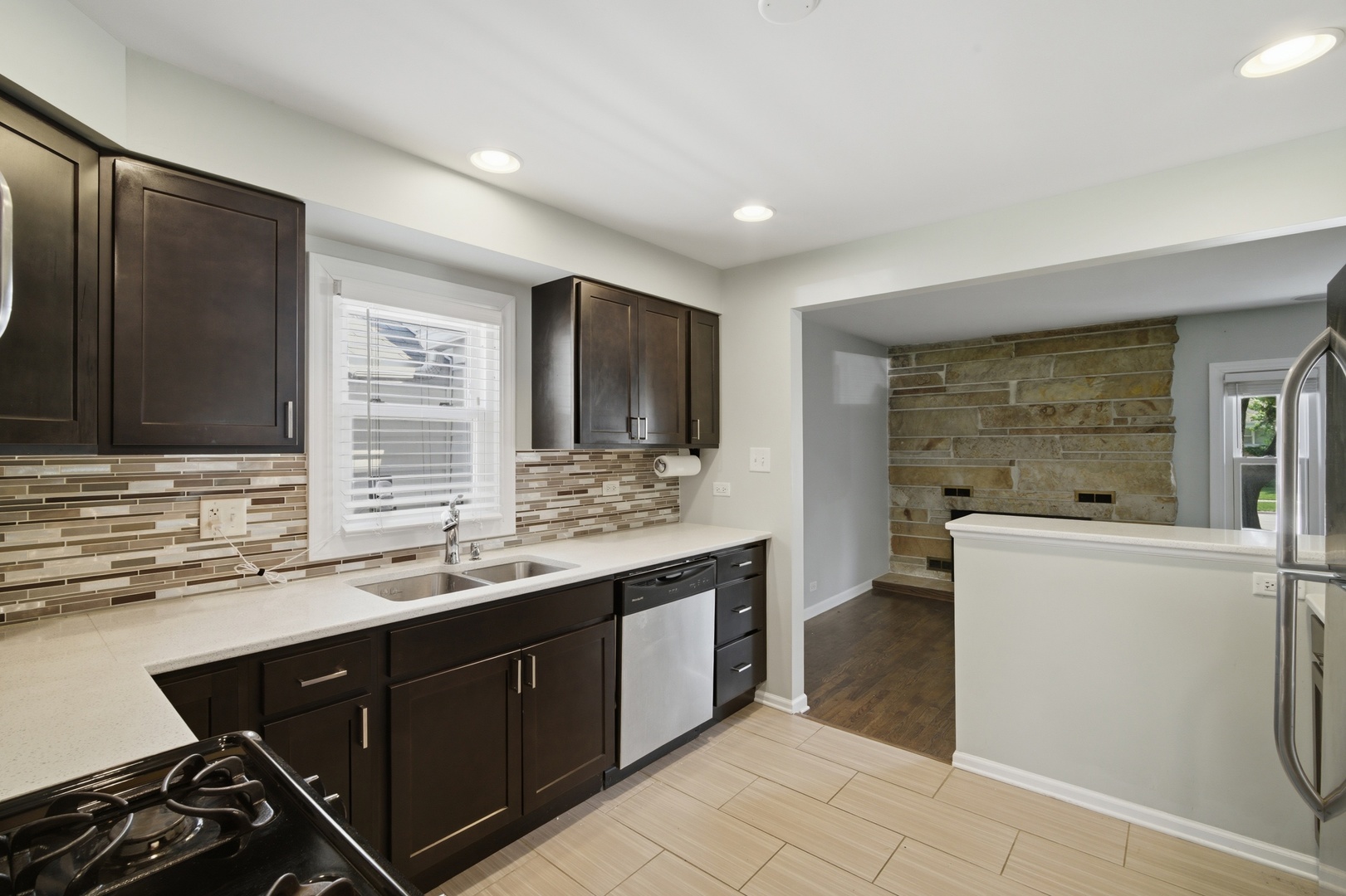 1522 N Hillside Avenue Property Photo 10