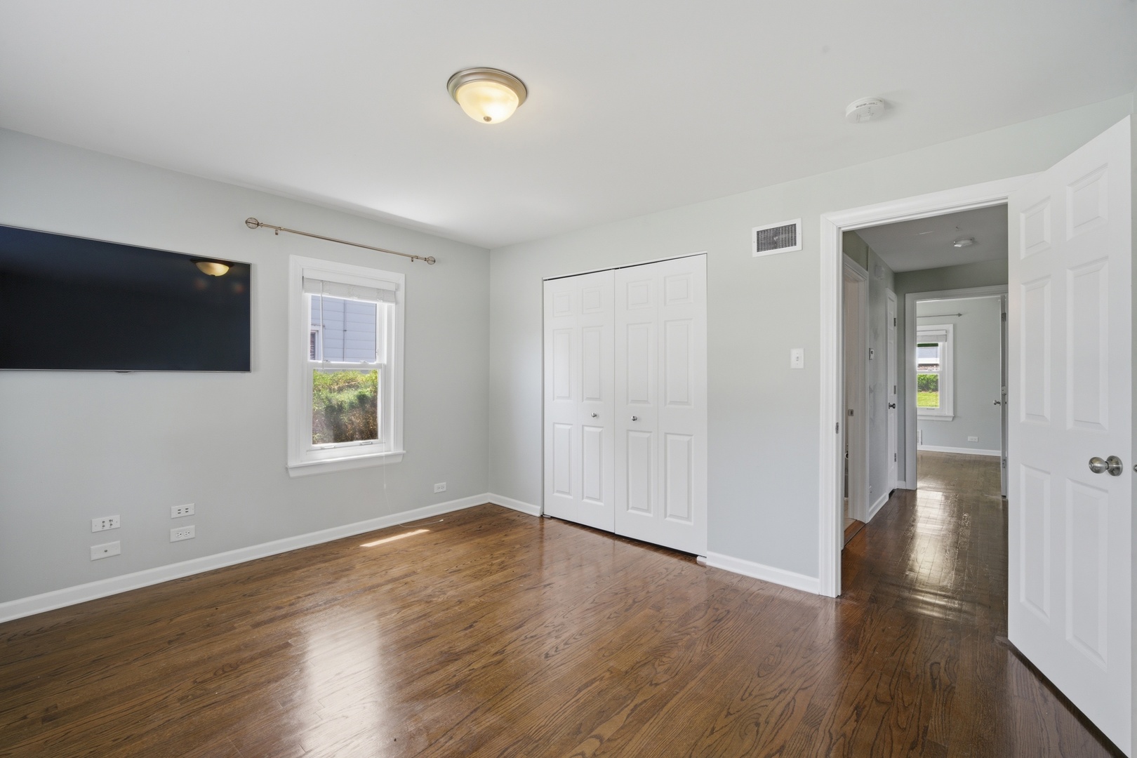 1522 N Hillside Avenue Property Photo 14