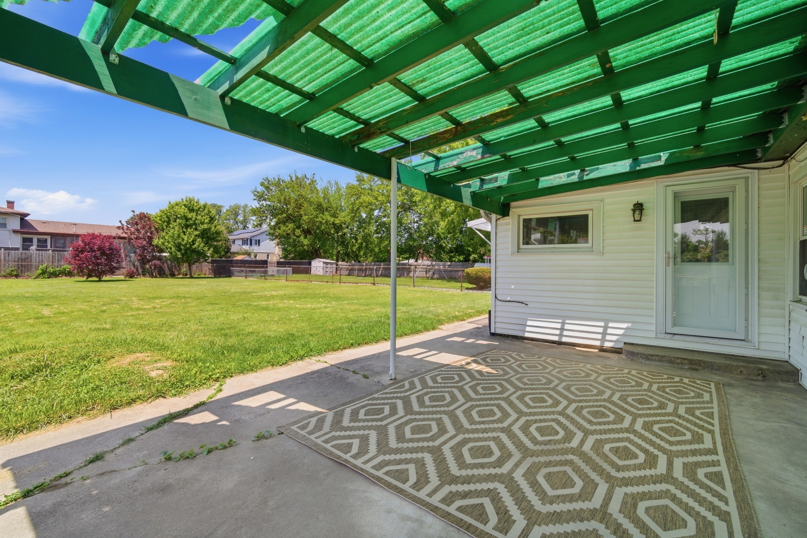 1522 N Hillside Avenue Property Photo 20