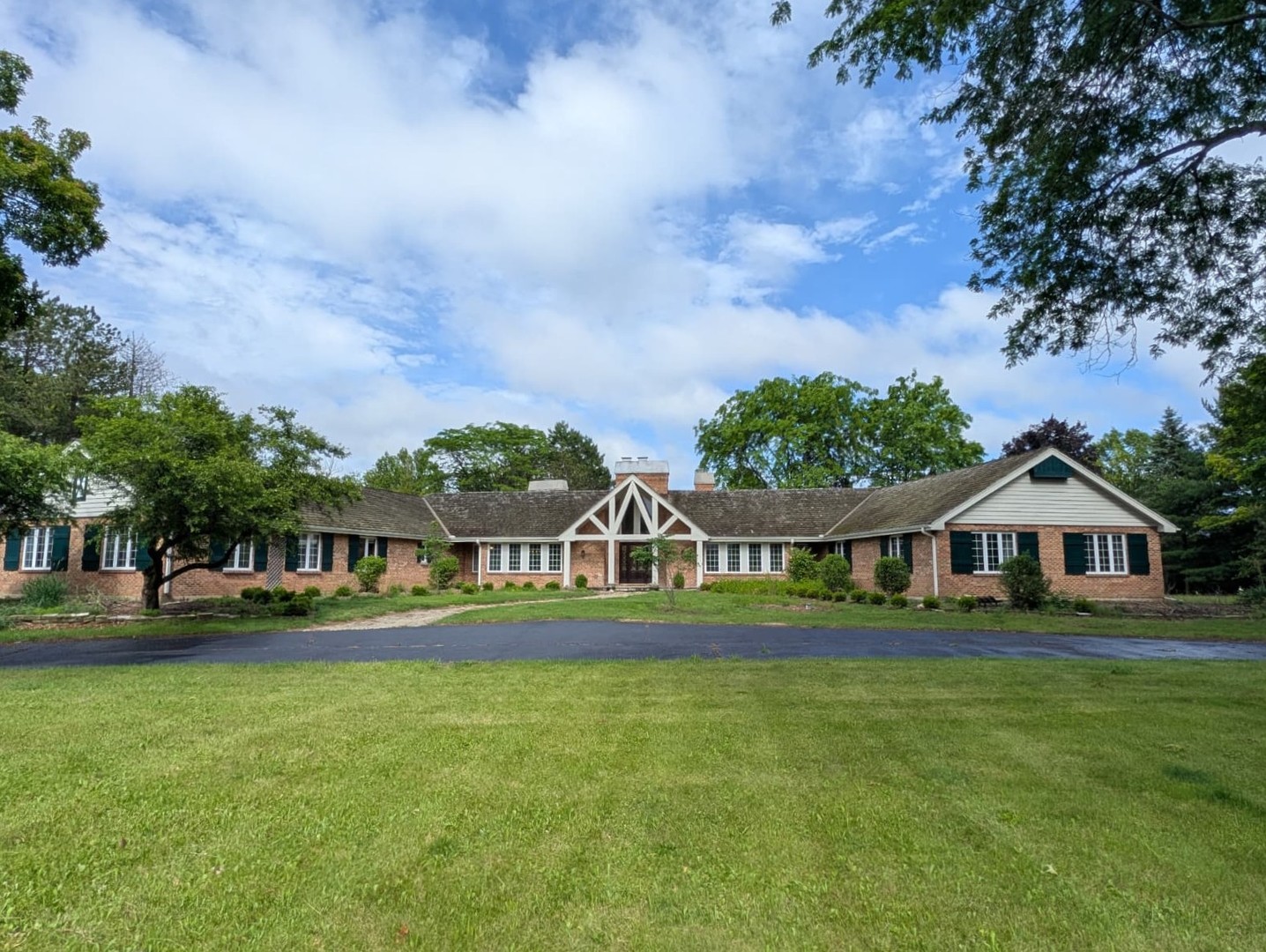 3 Hickory Lane Property Photo 1