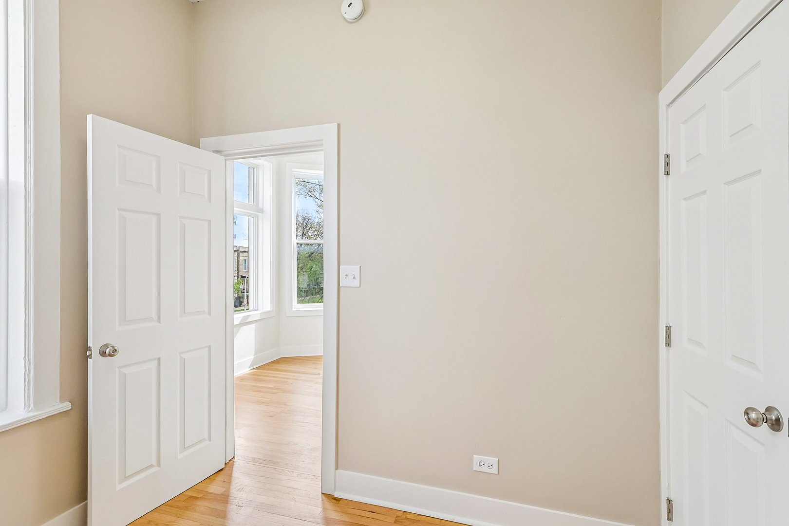 4351 W Maypole Avenue Property Photo 25