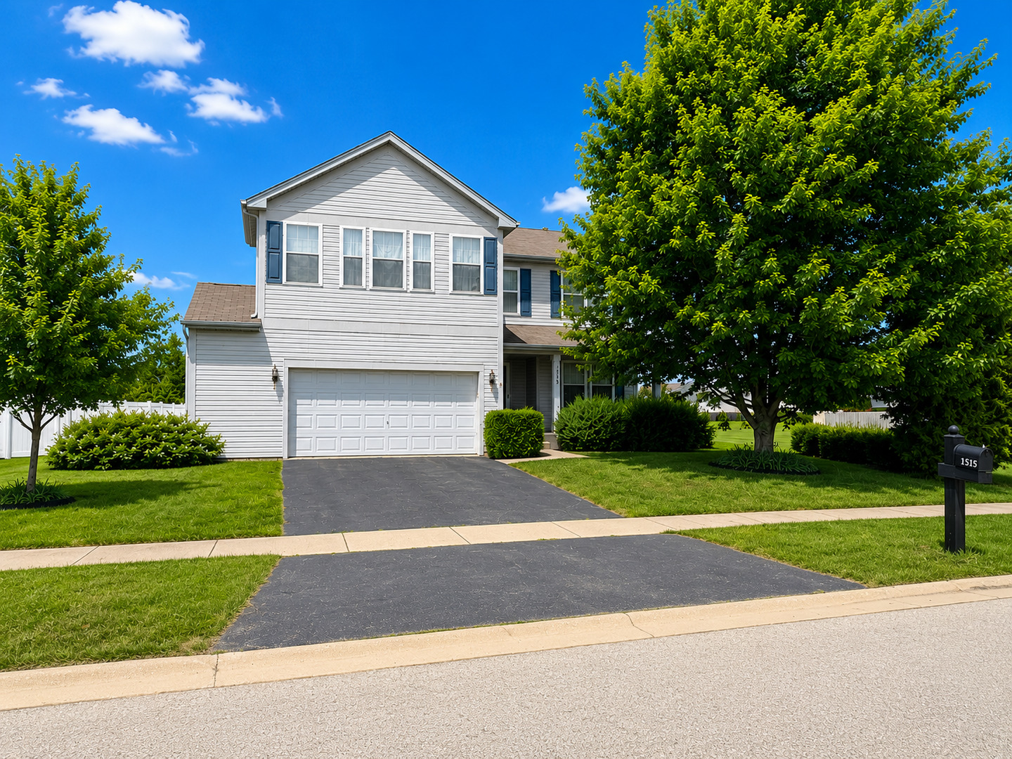 1515 Eagle Bluff Drive Property Photo 1