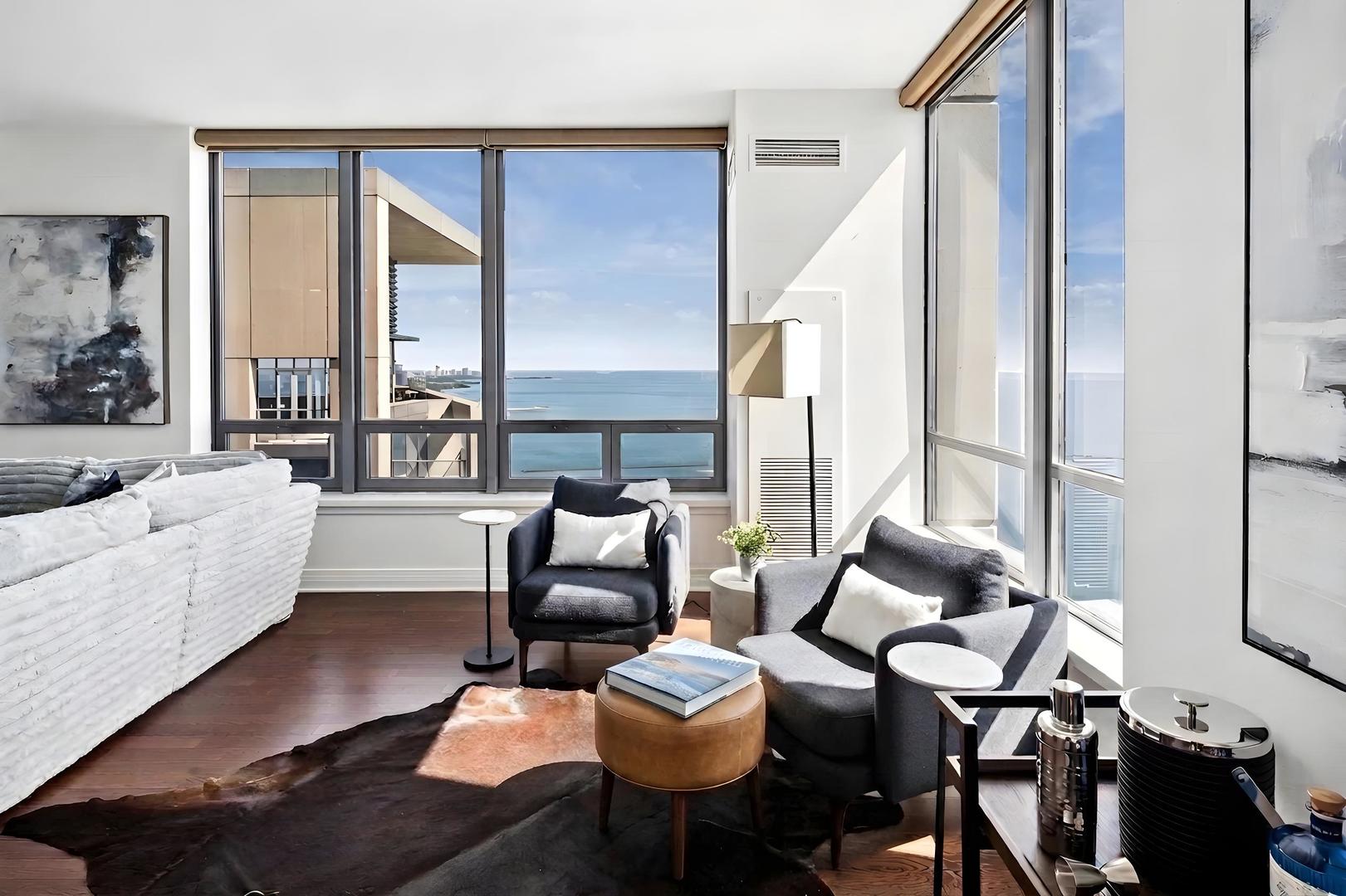 600 N Lake Shore Drive 4211 Property Photo 7