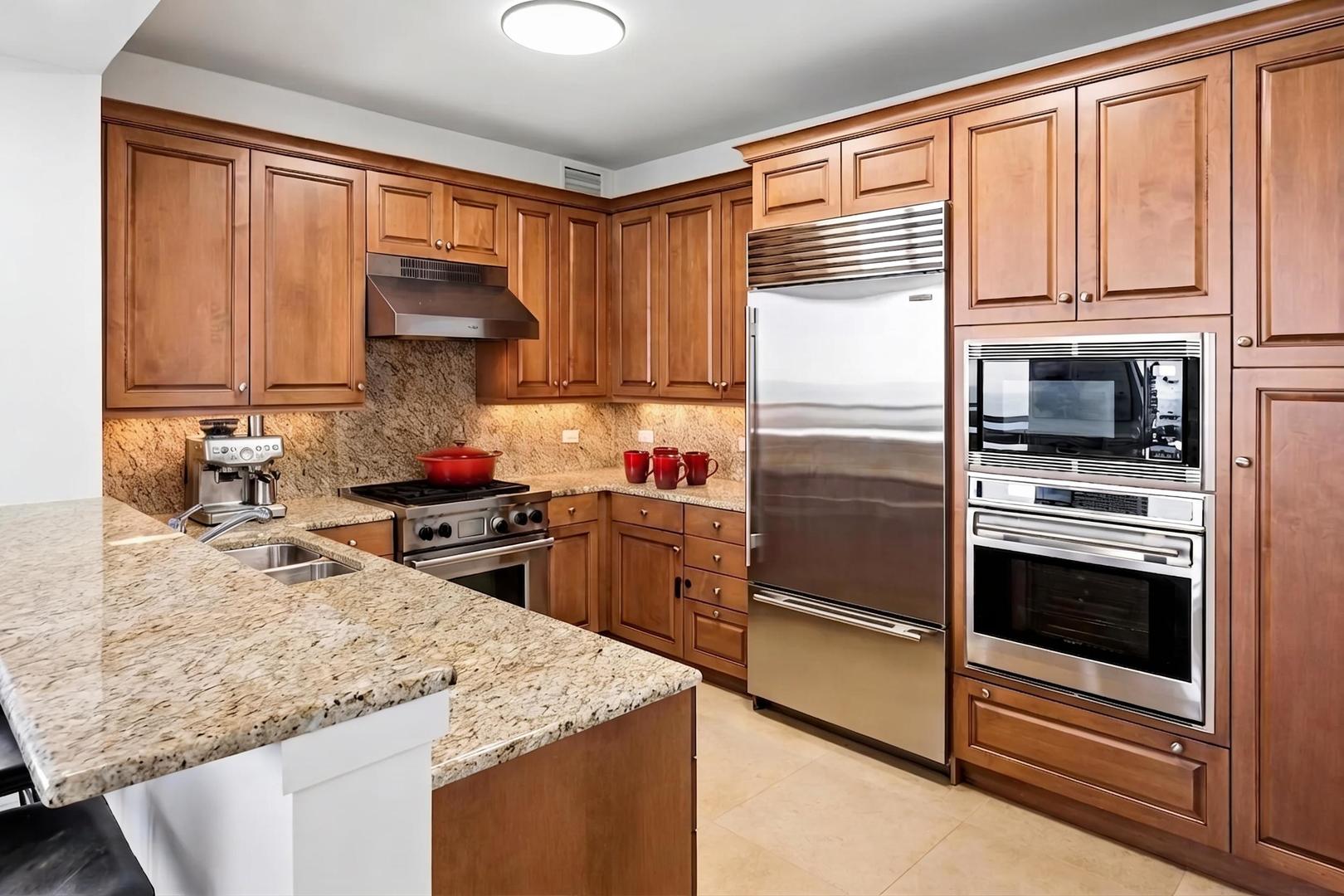 600 N Lake Shore Drive 4211 Property Photo 11
